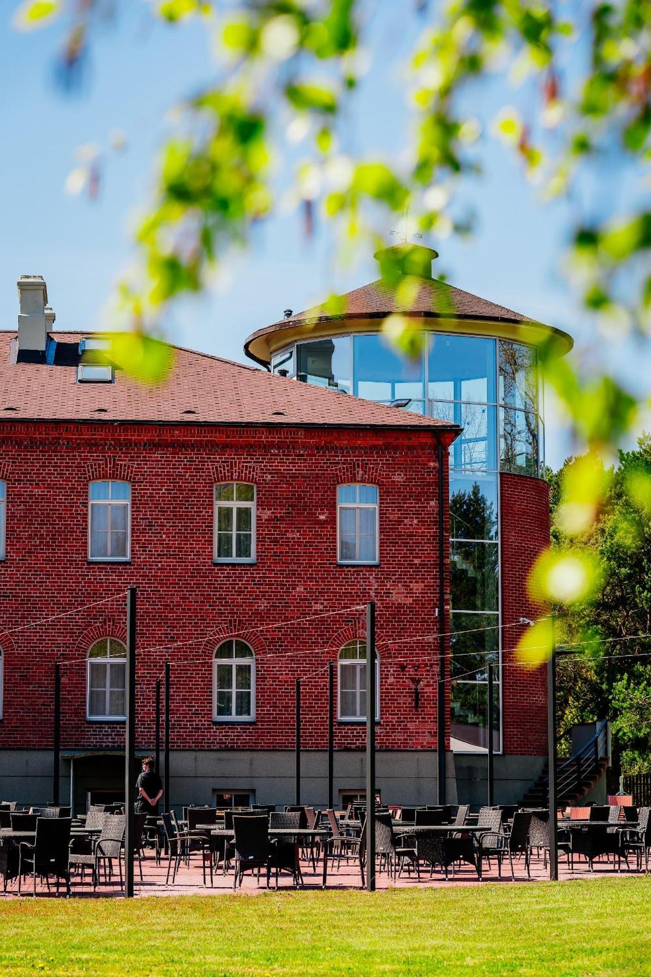Roze Village Jurnieka Ligzda Pērkone Buitenkant foto