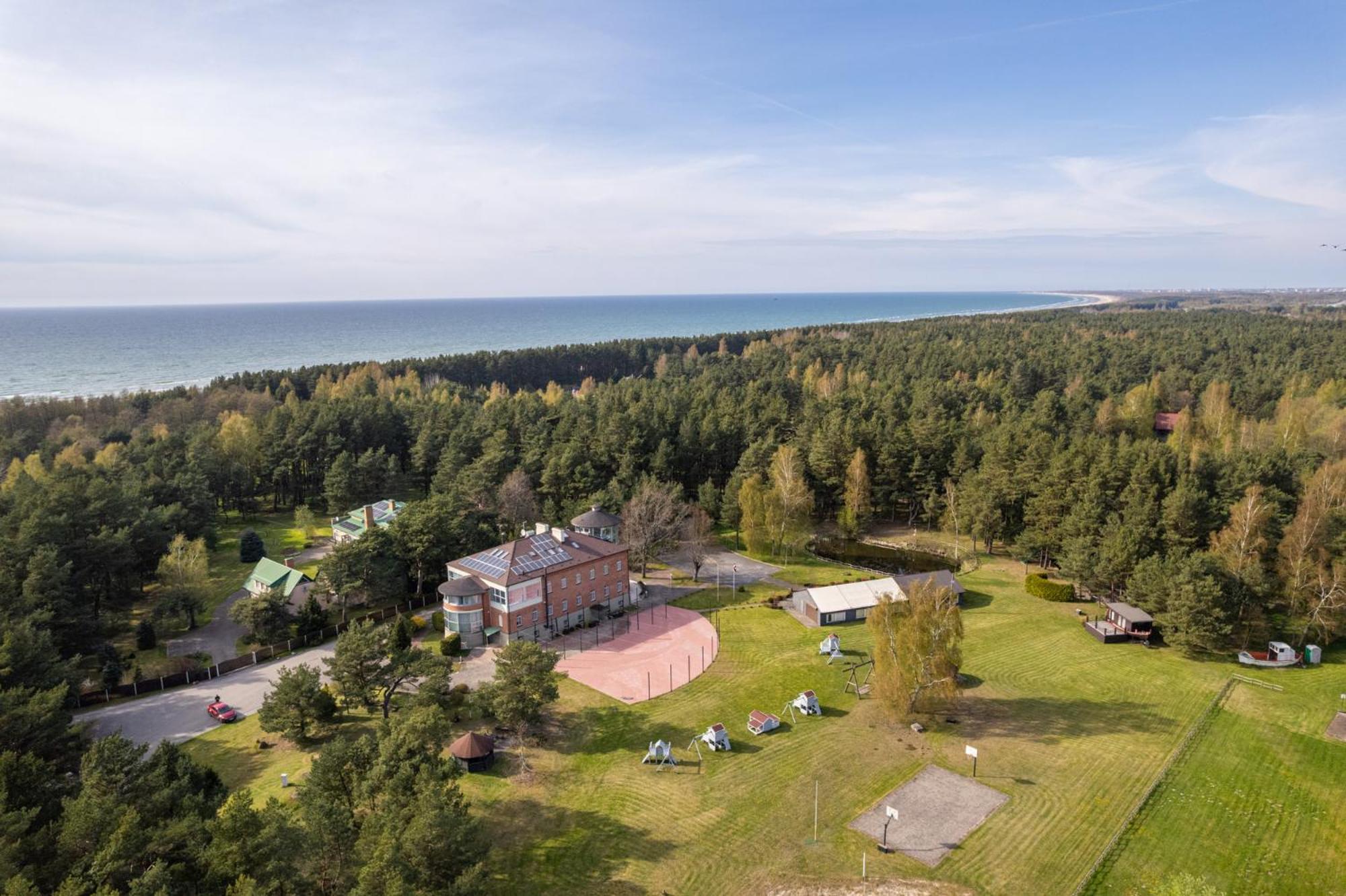 Roze Village Jurnieka Ligzda Pērkone Buitenkant foto