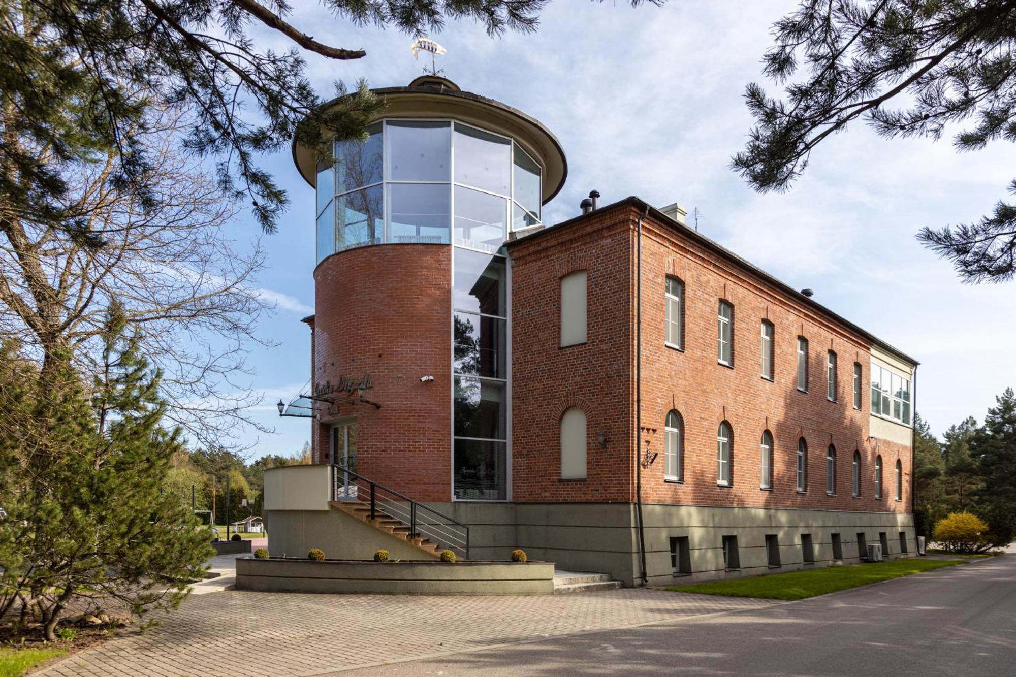 Roze Village Jurnieka Ligzda Pērkone Buitenkant foto